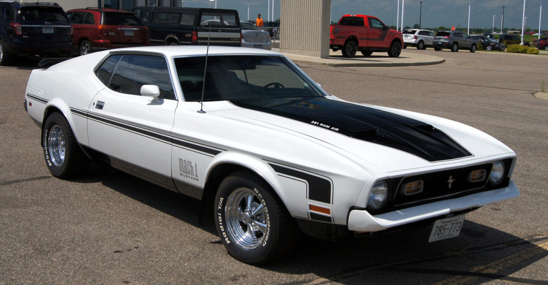 Ford Mustang Mach 1 White